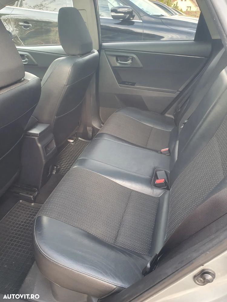 Toyota Auris - 9