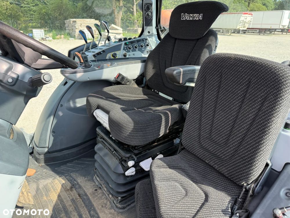 Valtra T155 Active - 11