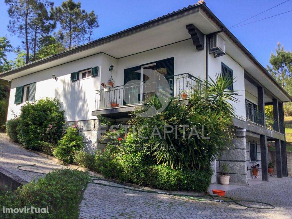 Moradia T3 com terreno em Várzea de Ovelha, Marco de Canaveses - Grande imagem: 2/12