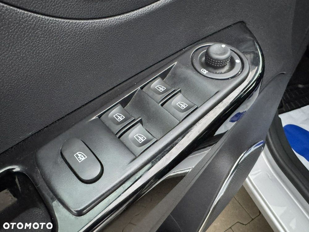 Renault Captur 1.5 dCi Energy Zen - 16