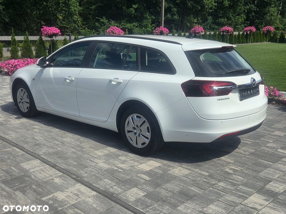 Opel Insignia - 12