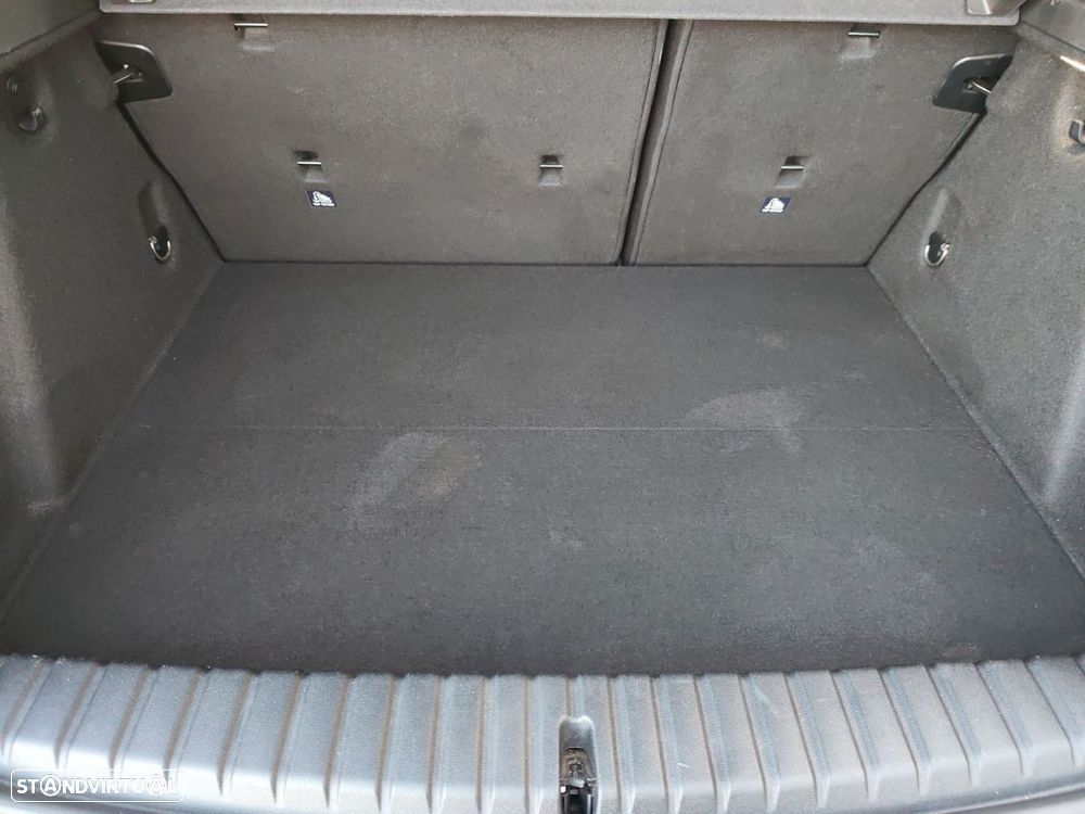 BMW 116 d Advantage Auto - 27