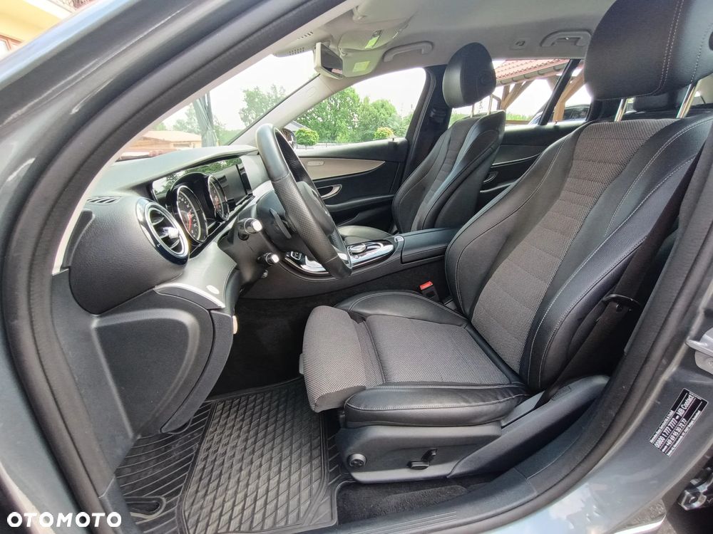 Mercedes-Benz Klasa E 200 CGI BlueEFFICIENCY Automatik Avantgarde - 22