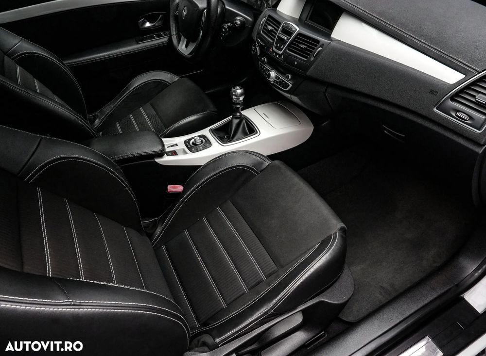 Renault Laguna Navi 2.0dCi Dynamique - 11