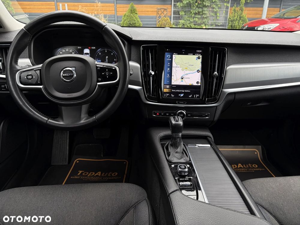 Volvo V90 D4 Geartronic Momentum Pro - 34