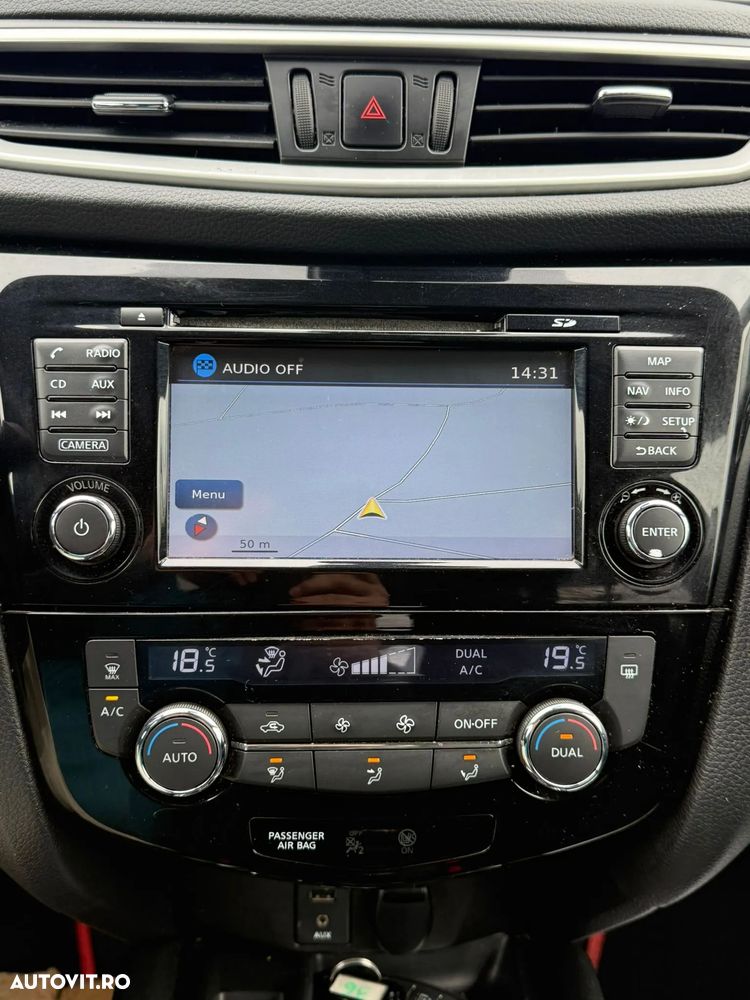 Nissan X-Trail 1.6 dCi N-Connecta - 13