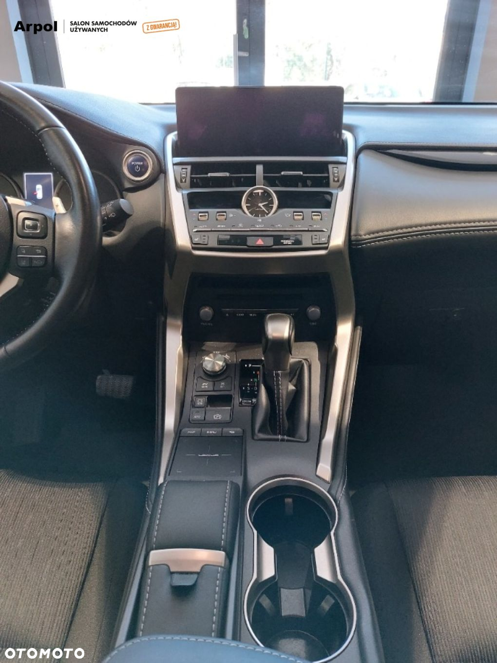 Lexus NX 300h Elegance AWD - 18