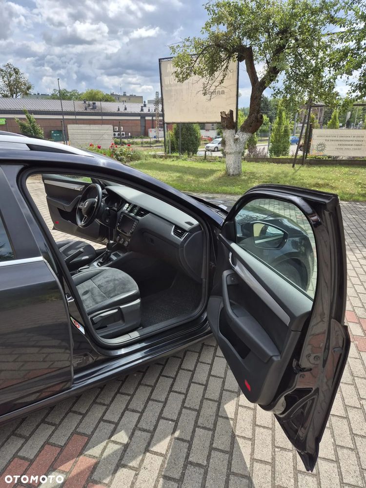 Skoda Octavia 2.0 TDI Elegance DSG - 22