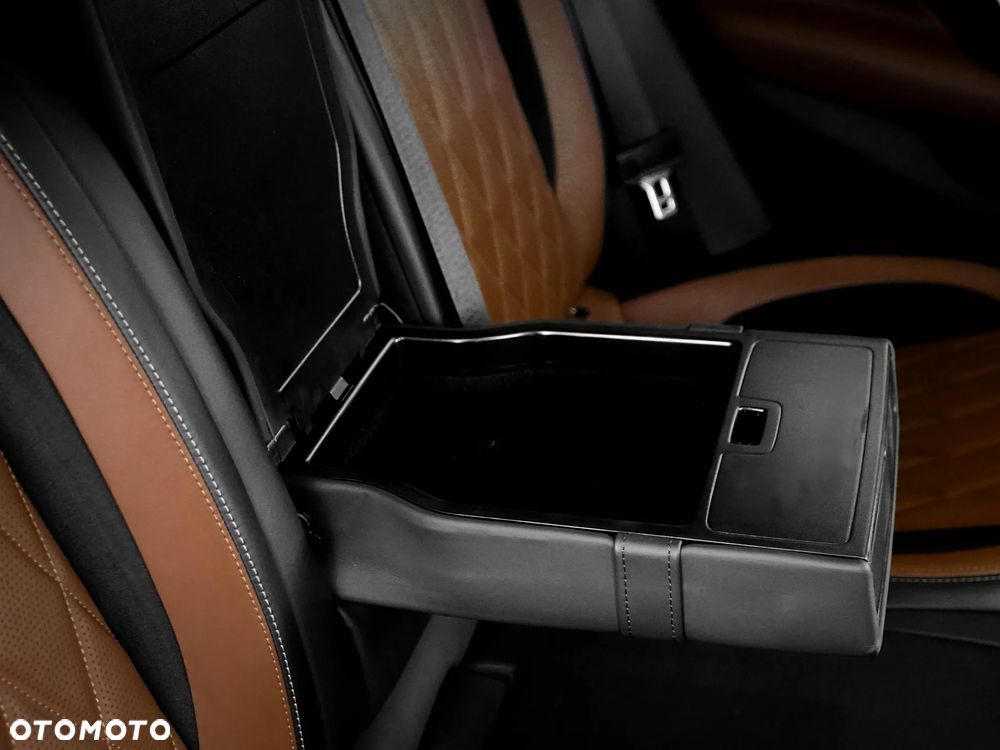 Mercedes-Benz AMG GT - 37