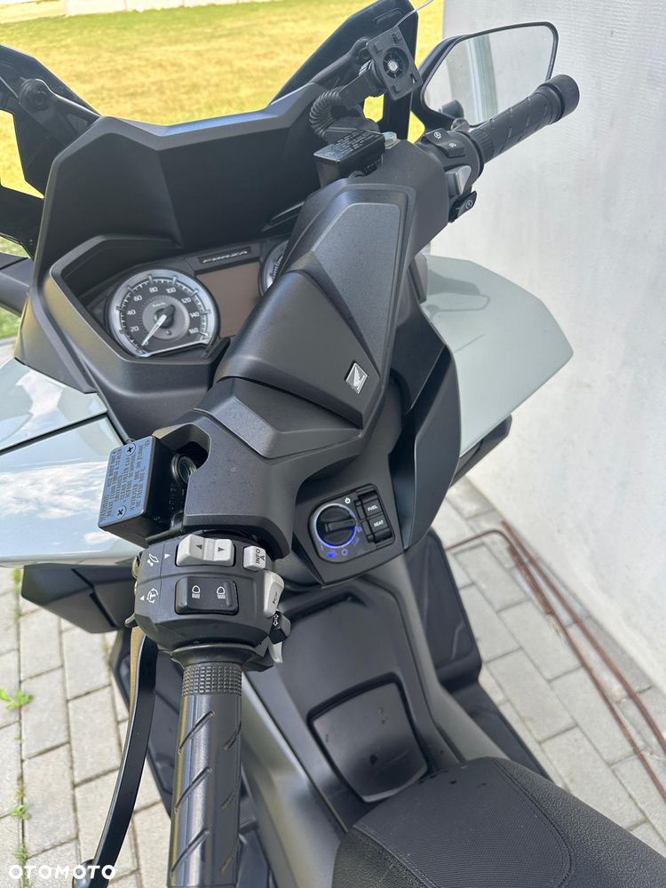 Honda NSS - 4