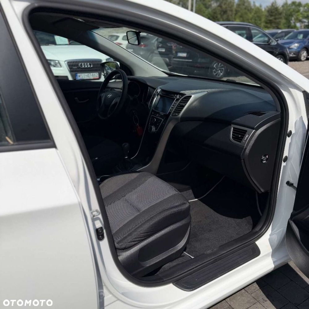 Hyundai i30 - 34