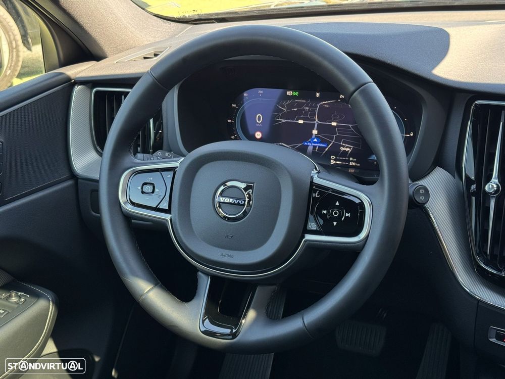 Volvo XC 60 2.0 T6 PHEV Black Edition AWD - 30