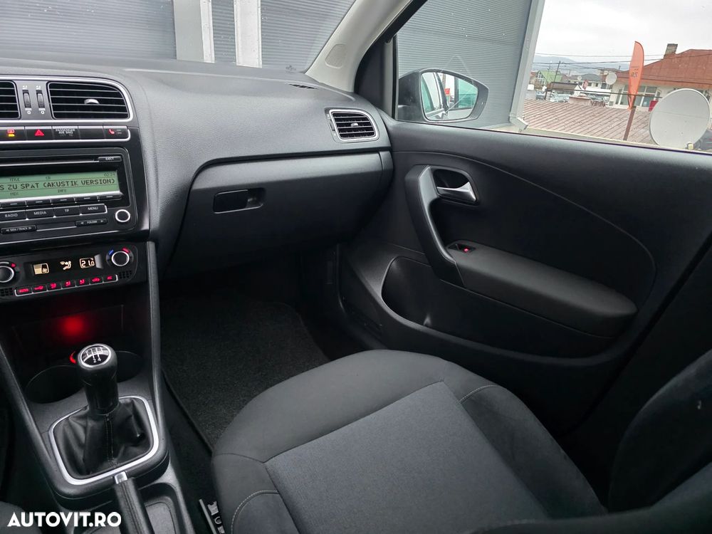 Volkswagen Polo - 9