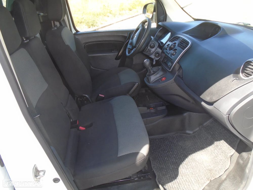 Renault Kangoo 1.5 DCI 3-LUGARES-95 CV-6V- NACIONAL-IVA DEDUTIVEL - 22