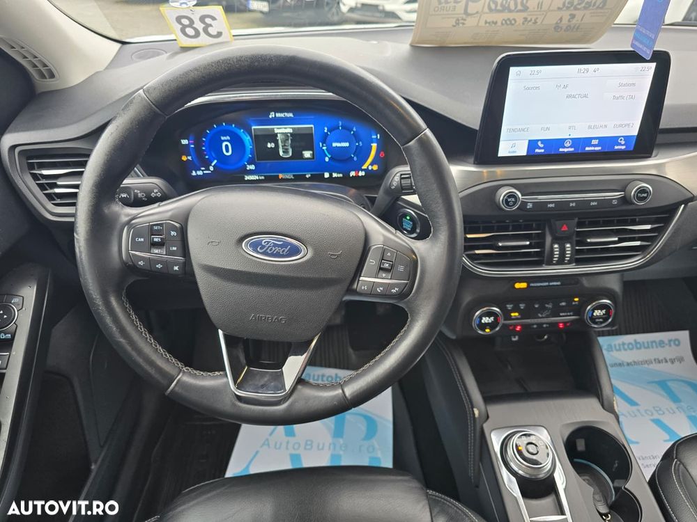 Ford Focus 1.5 EcoBlue Connected - 9