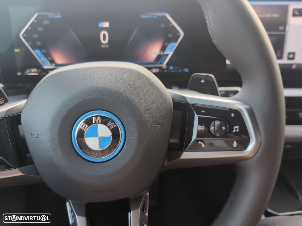 BMW 530 e Pack Desportivo M - 20