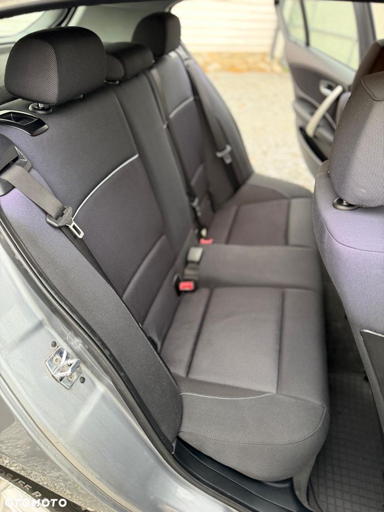 BMW Seria 1 116d DPF Edition Lifestyle - 9