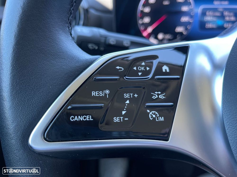 Mercedes-Benz A 200 Standard - 17