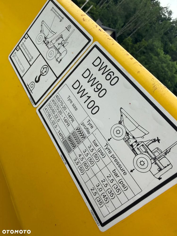 Wacker Neuson DW60 Wozidło Obrotowe 4x4. 6 ton ładowność z Pełną kabiną. OBROTOWA koleba 1350 mtg. 2021 rok. Jak nowe z salonu PERKINS turbo silnik. Pochodzi z Norweskiego Gospodarstwa Ziemniaczanego! Pełne sterowanie dżojstik REWERS HYDROSTATIC Ogrzewana Kabina Opony zero zużycia. Aktualna DEKRA. Kamery wysokiej jakośći! Zero luzów i wycieków. Szybka wolna jazda. Wielka Okazja. Ośswietlenie Rozbudowane. Hak kulka - 34