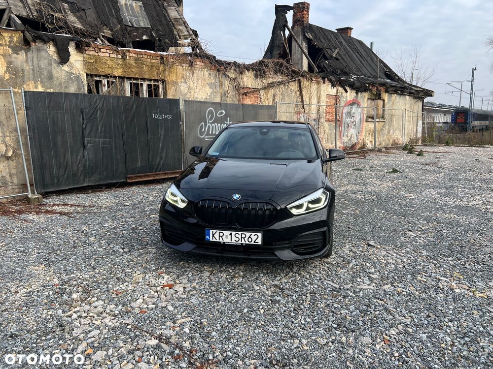 BMW Seria 1 118i - 4