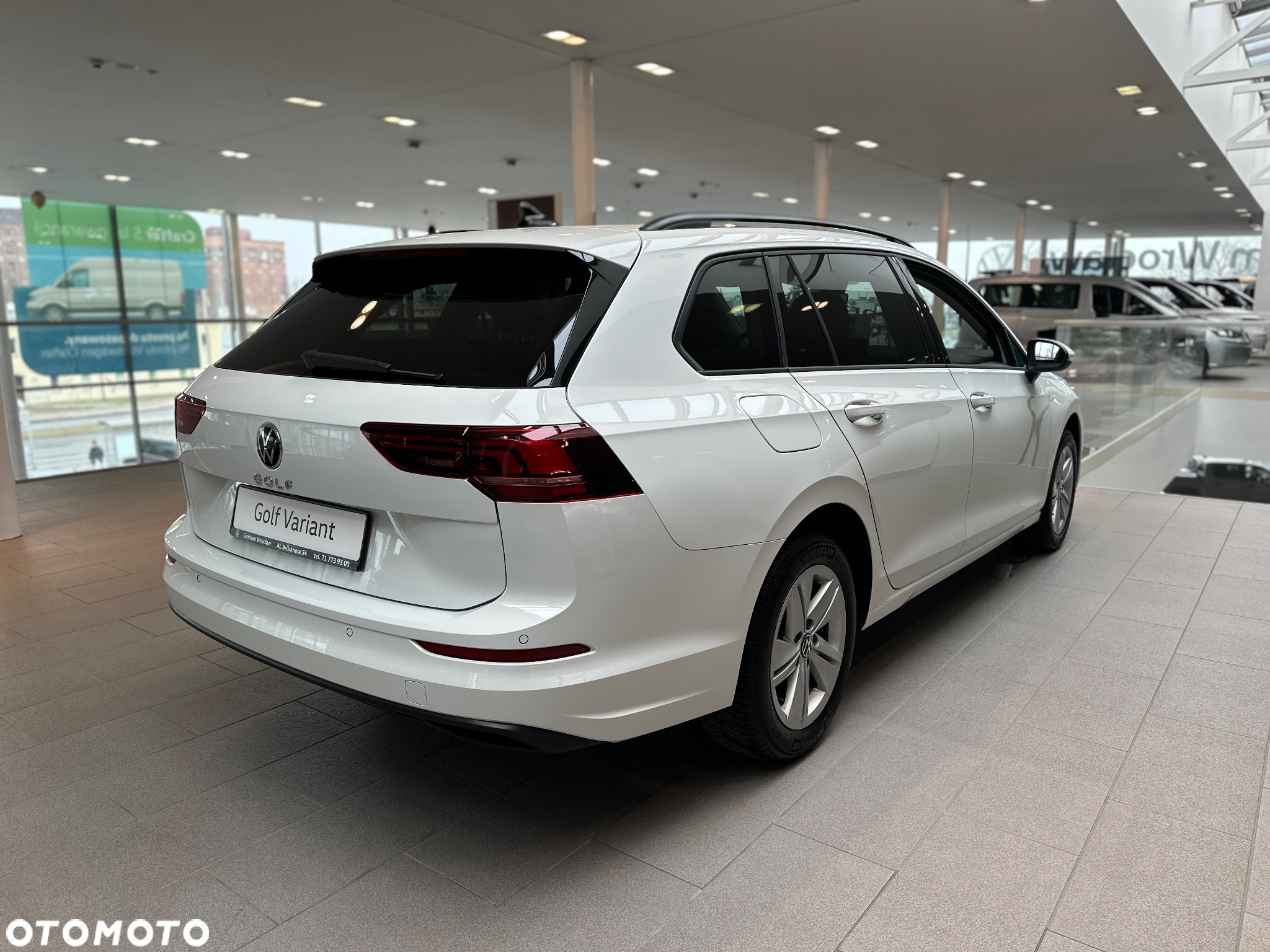 Volkswagen Golf VIII 1.5 TSI Life - 4