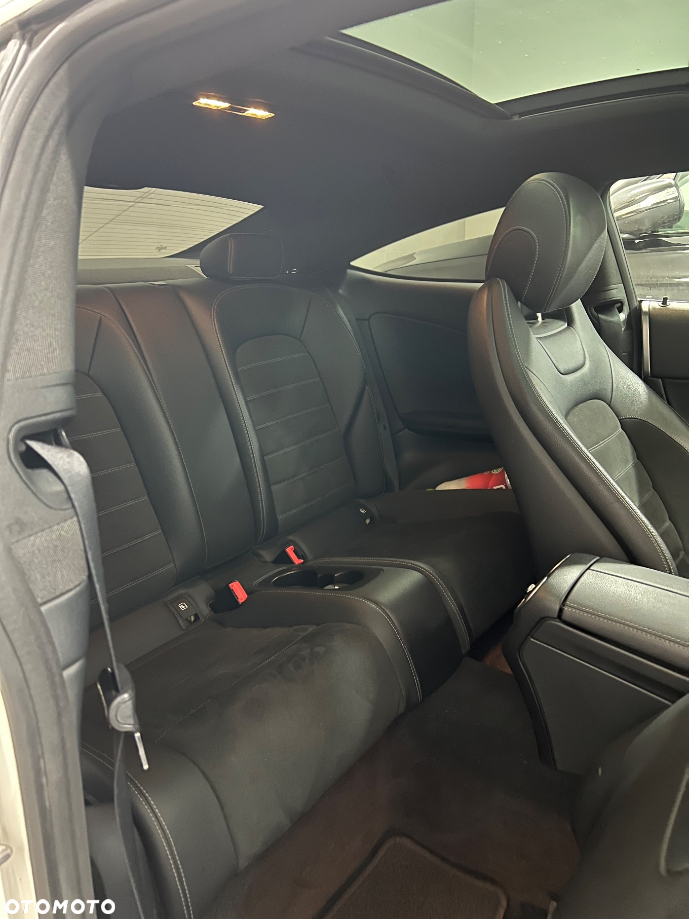 Mercedes-Benz Klasa C 200 4-Matic 9G-TRONIC - 17