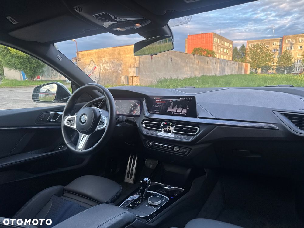 BMW Seria 2 218i M Sport - 25