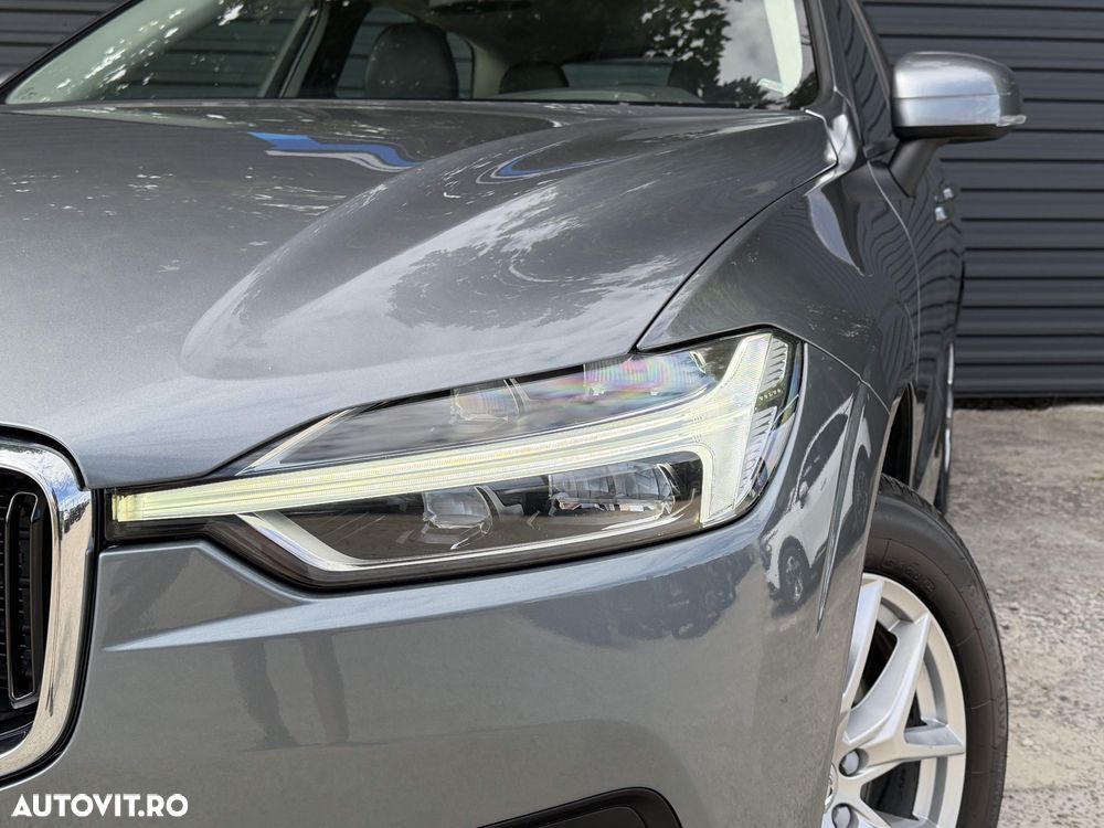 Volvo XC 60 D4 AWD Momentum Pro - 23