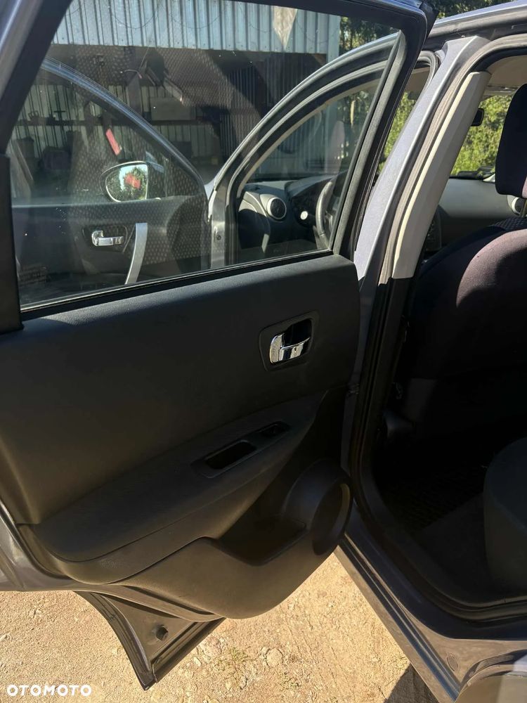 Nissan Qashqai 1.6 visia - 10