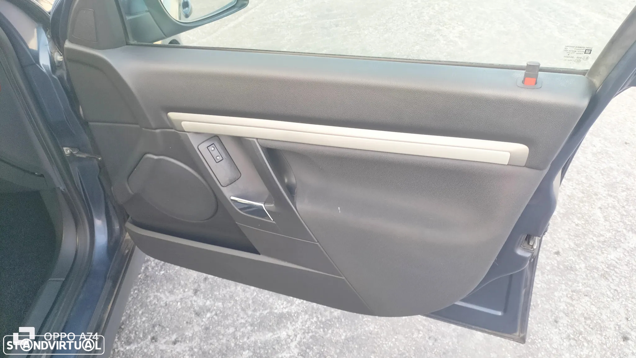 Opel Vectra Caravan 1.9 CDTi Executive - 17