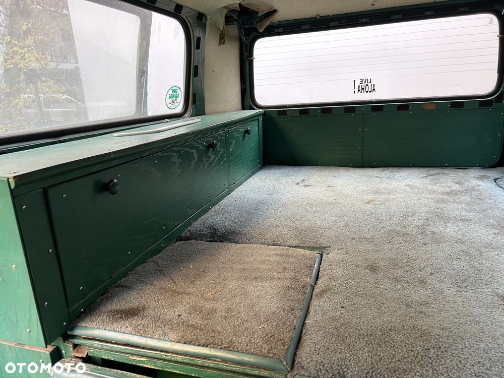 Volkswagen Transporter - 15