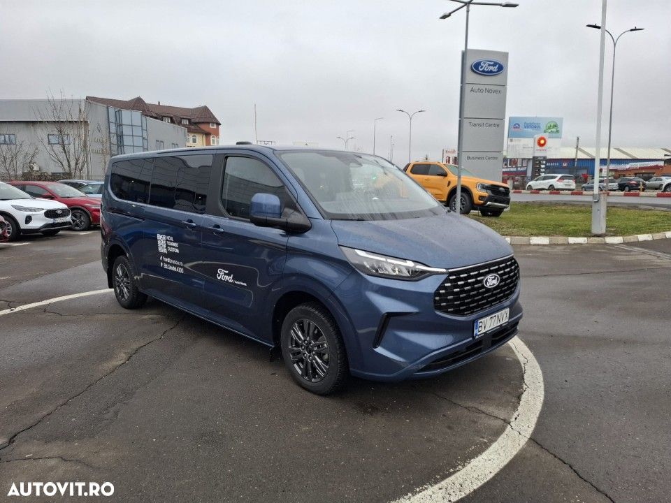 Ford Tourneo Custom - 4