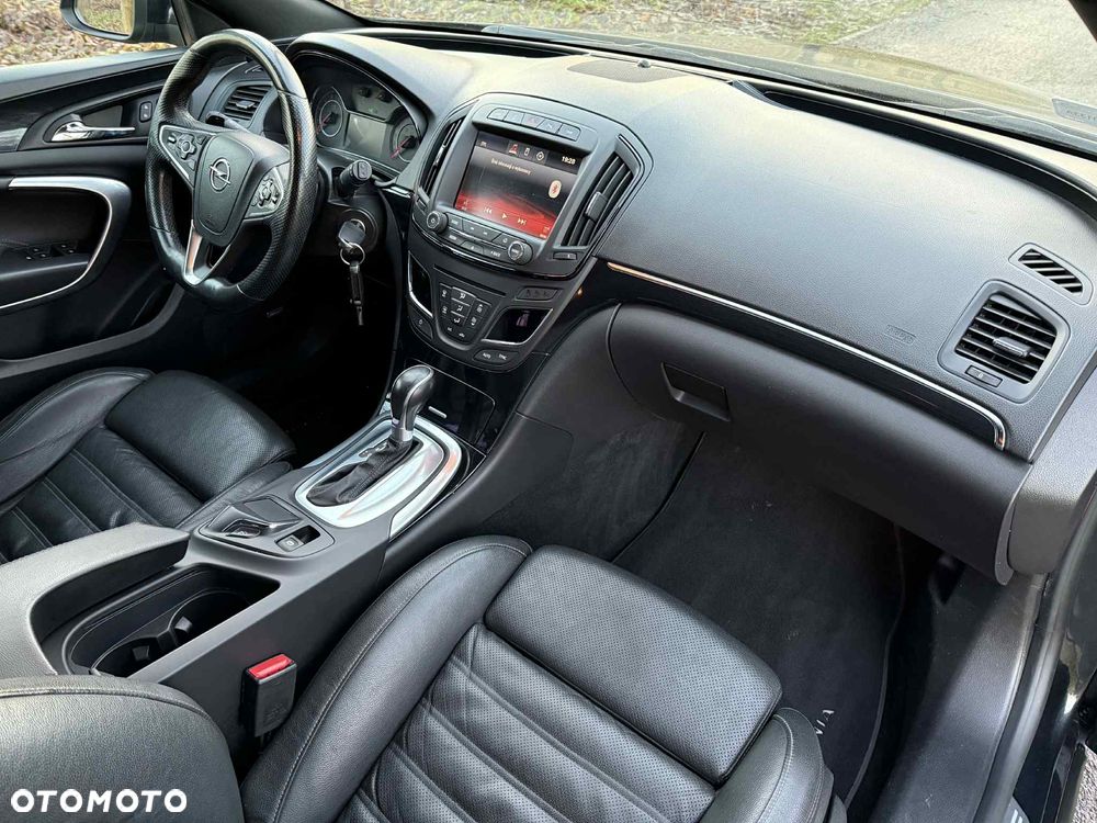 Opel Insignia 2.0 CDTI Cosmo 4x4 - 19