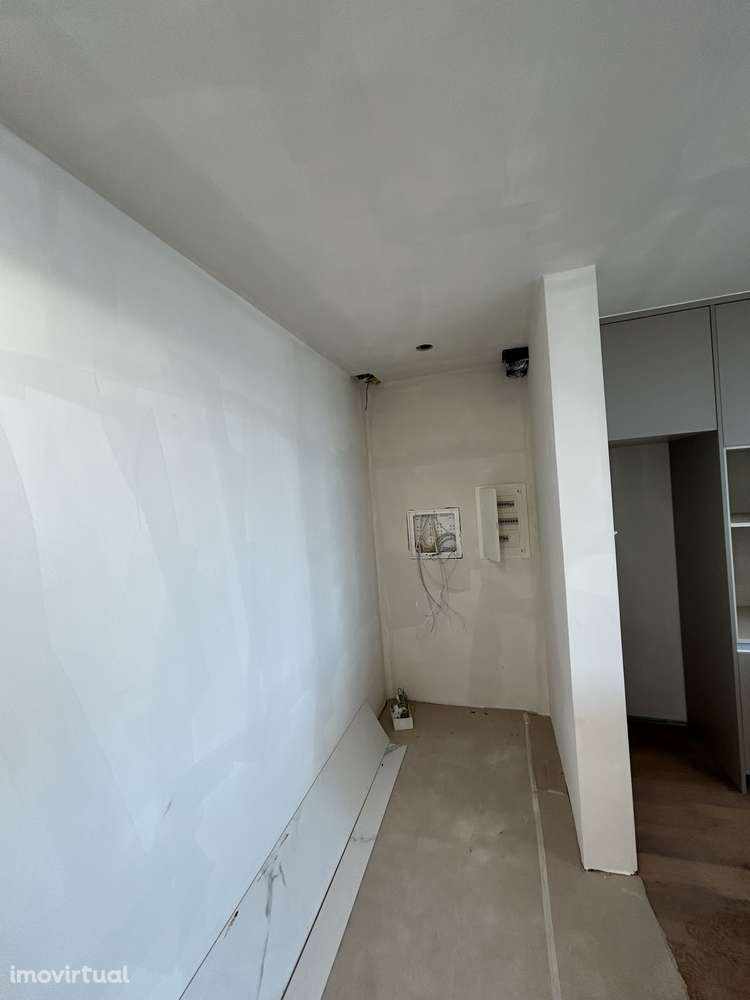 Apartamento T2 LUXO NOVO - Cedência Posição - Grande imagem: 5/10