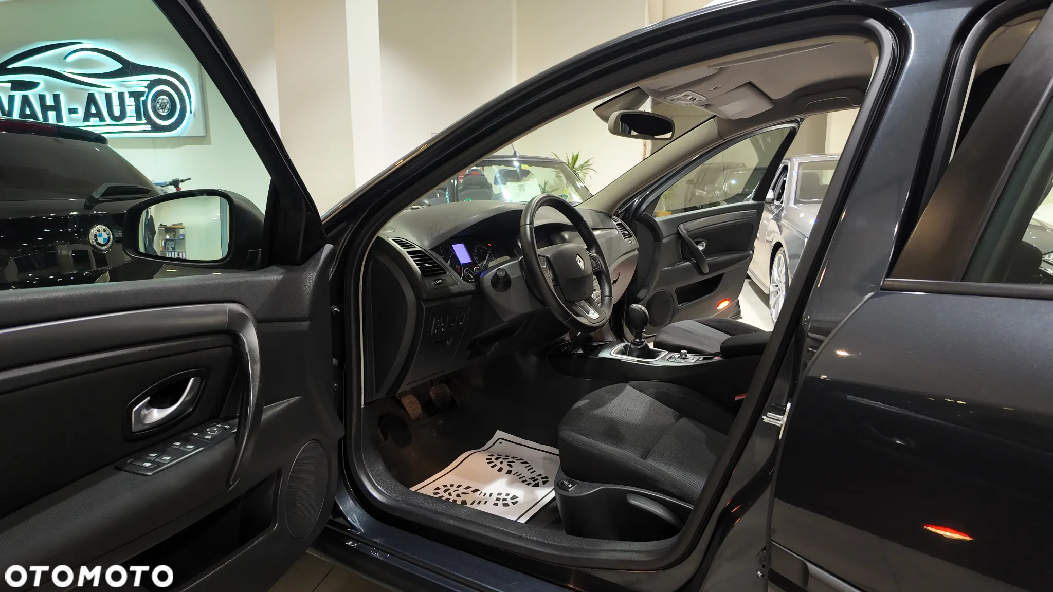 Renault Laguna 2.0 dCi Limited - 33