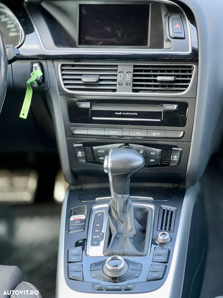 Audi A4 Avant 2.0 TDI DPF quattro S tronic S line Sportpaket - 25