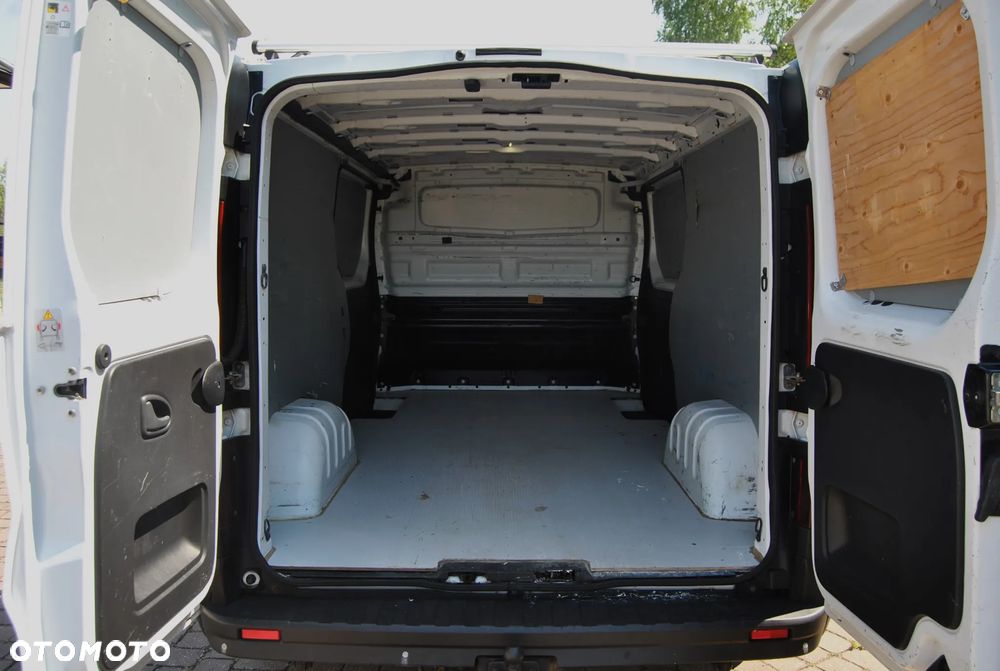 Renault Trafic - 12