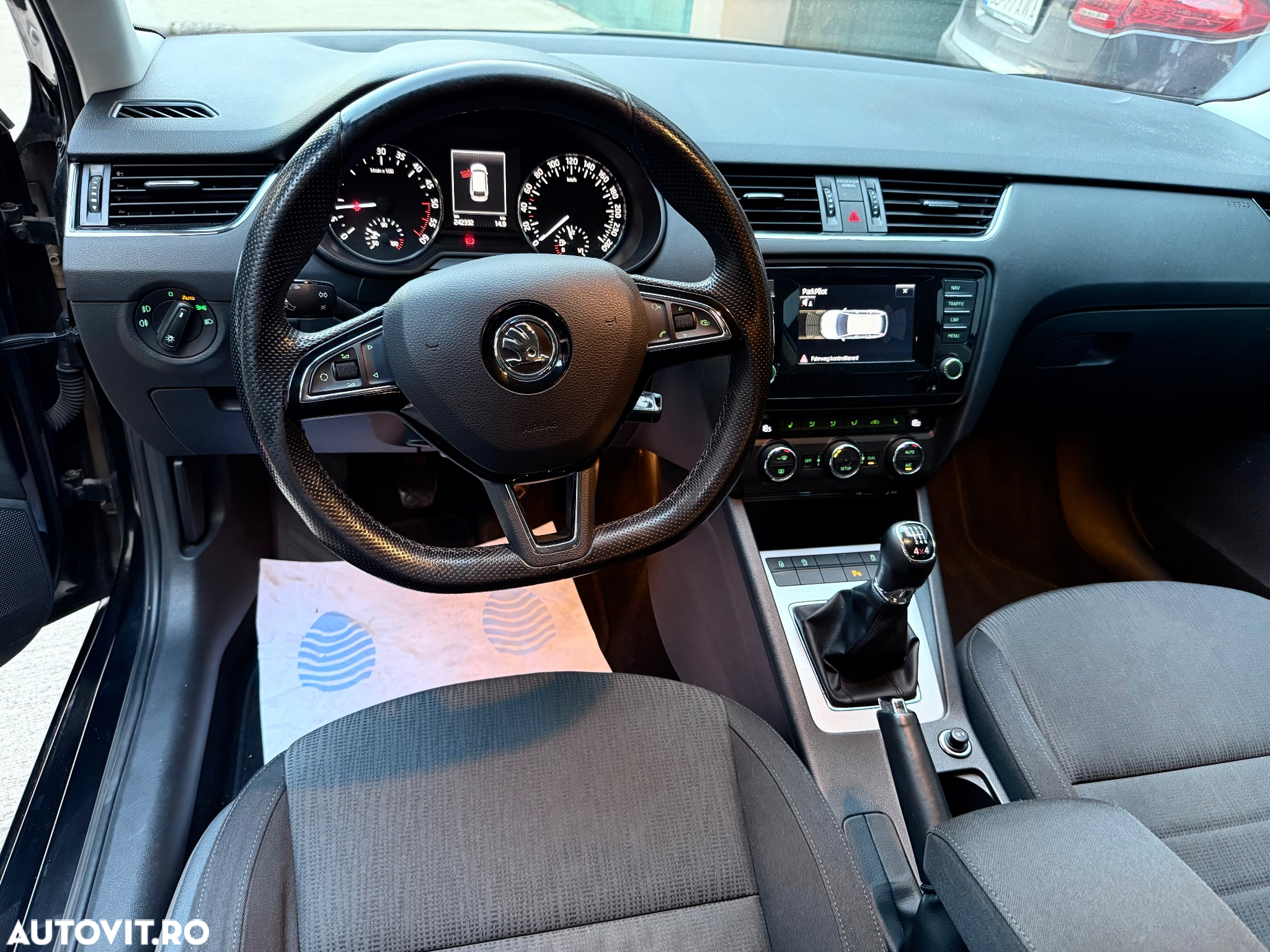 Skoda Octavia 1.6 TDI 4X4 ELEGANCE - 7