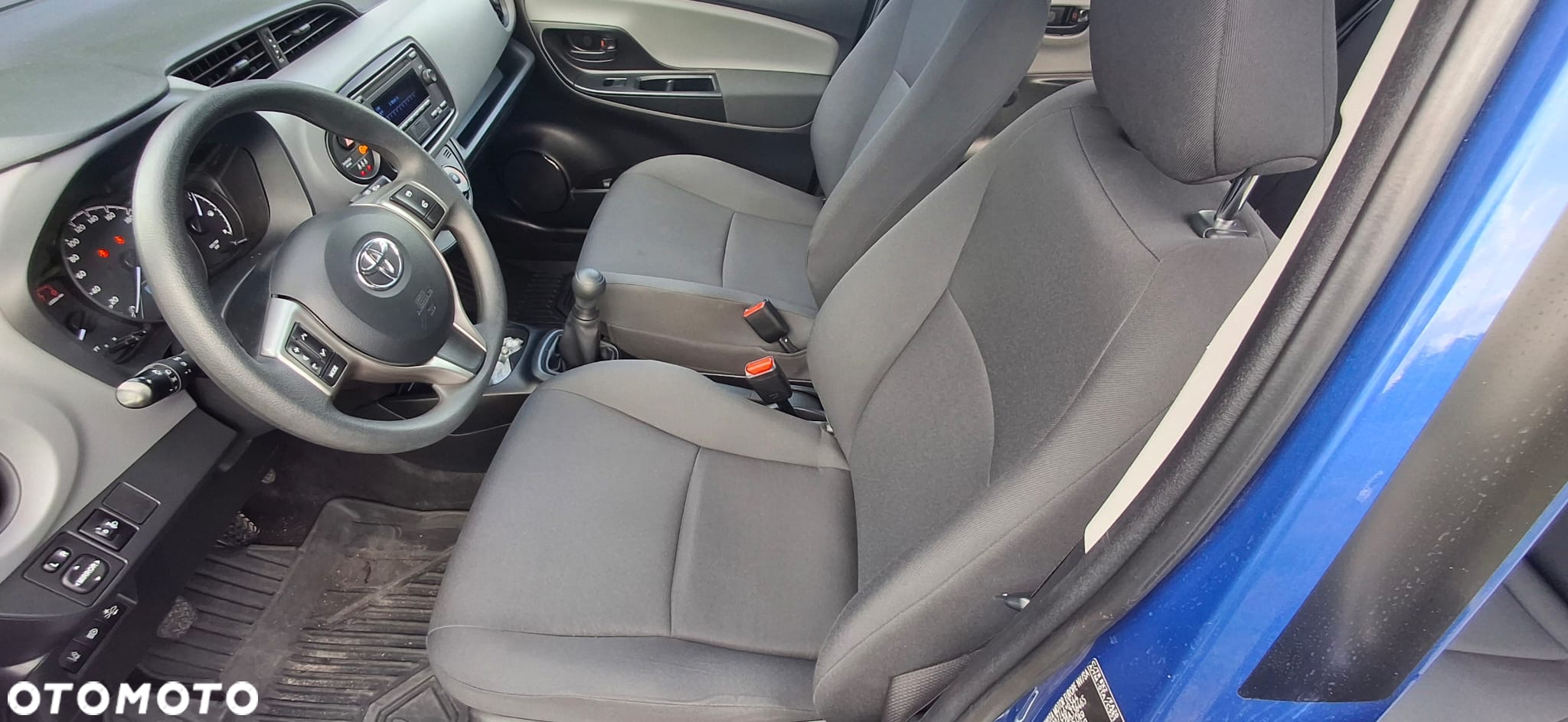 Toyota Yaris 1.0 Active - 12