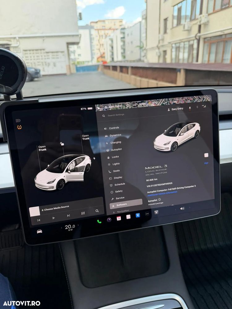 Tesla Model 3 Langstreckenbatterie Allradantrieb Dual Motor - 21