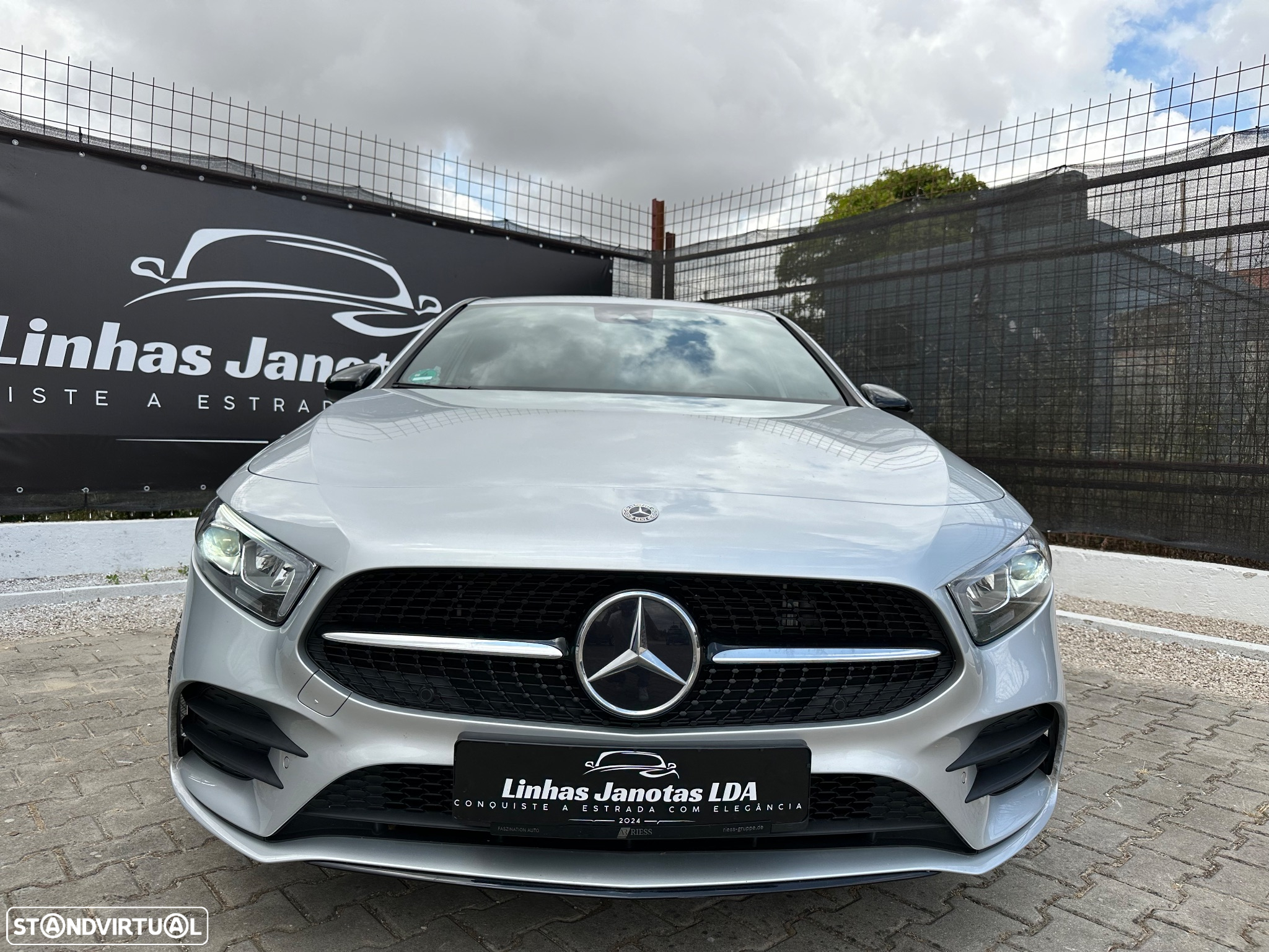 Mercedes-Benz A 250 e AMG Line - 6