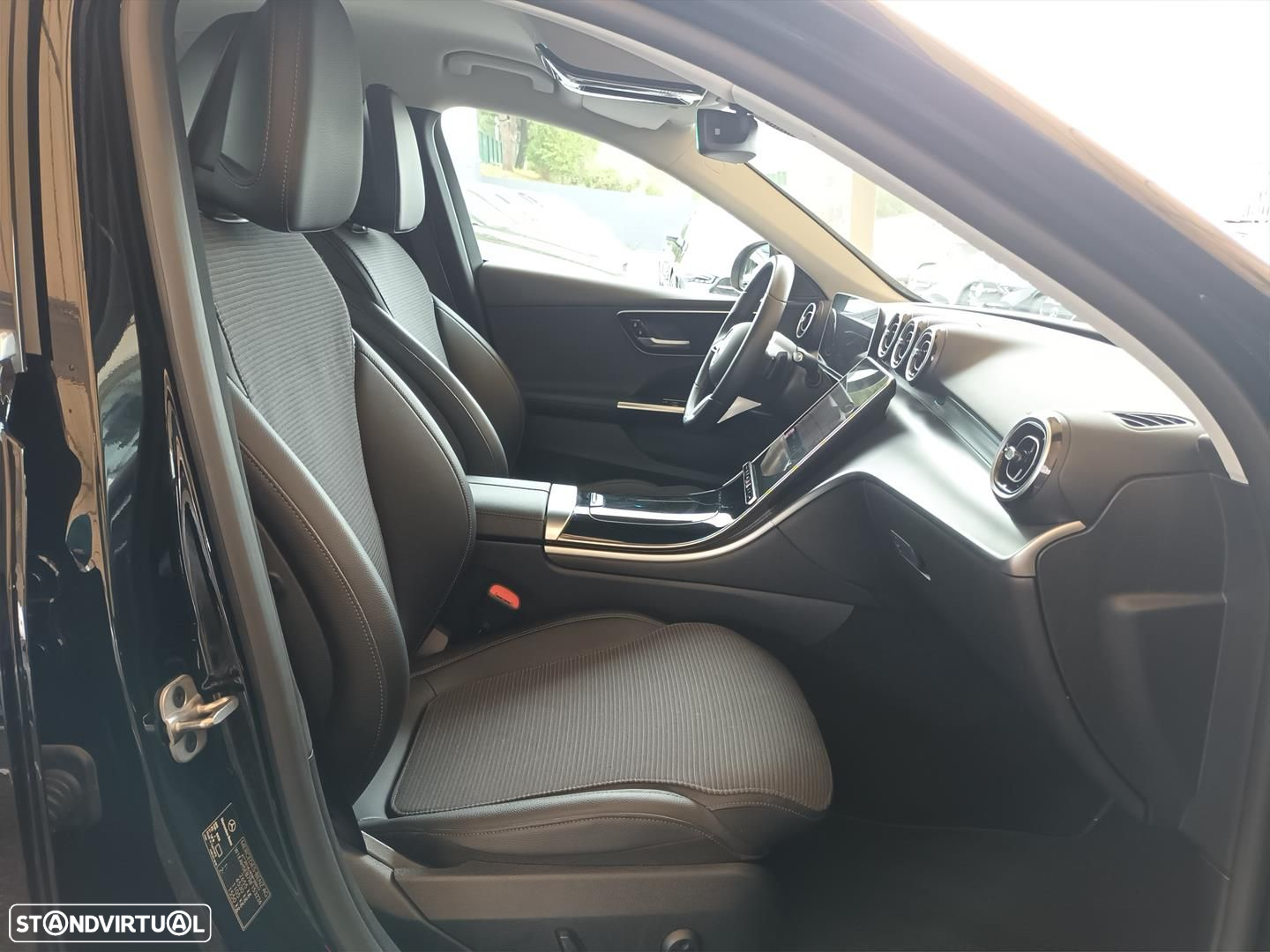 Mercedes-Benz C 300 e Avantgarde - 14