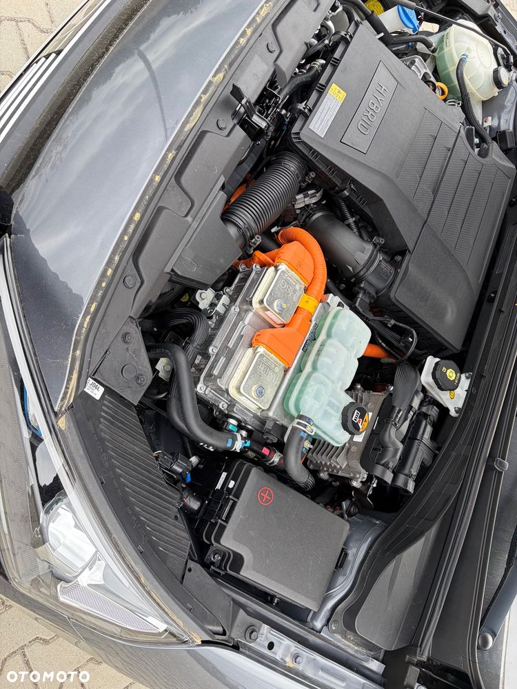 Hyundai IONIQ Hybrid Business - 15
