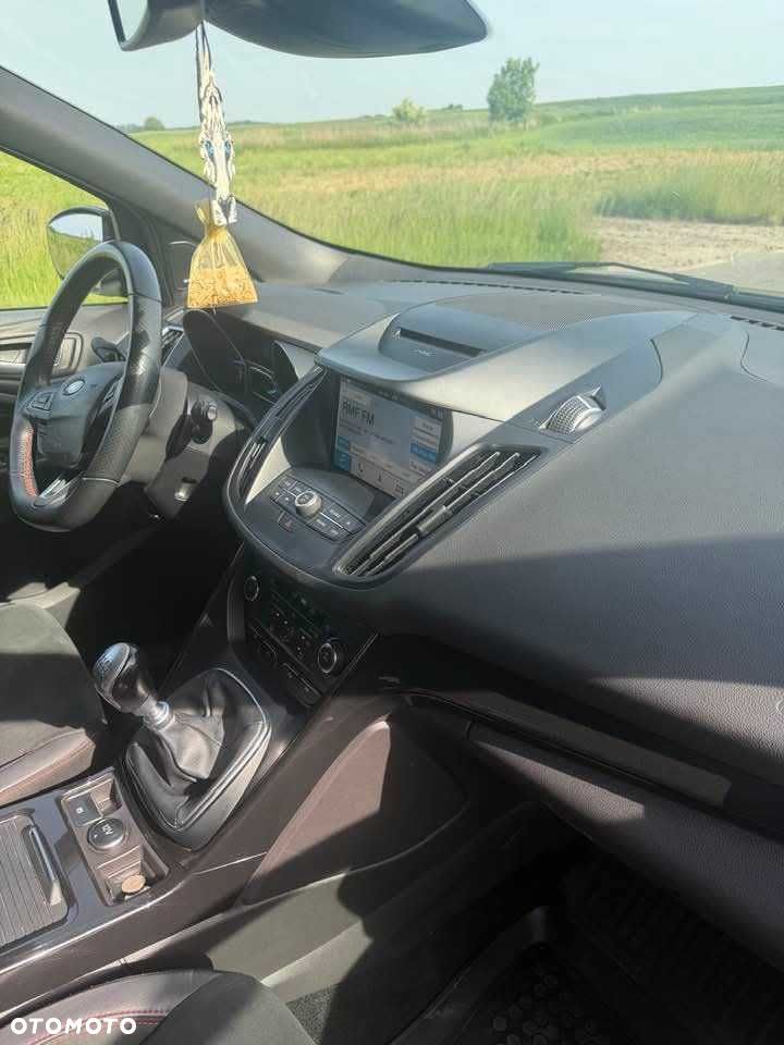 Ford Kuga - 7