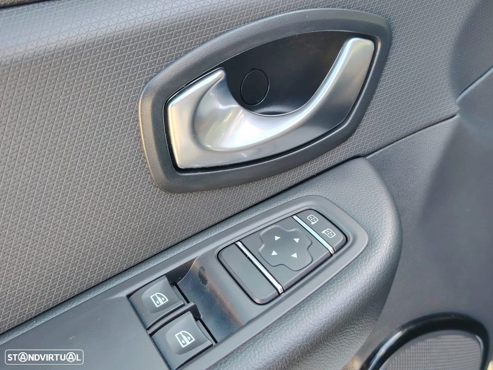 Renault Clio dCi 90 Limited - 11