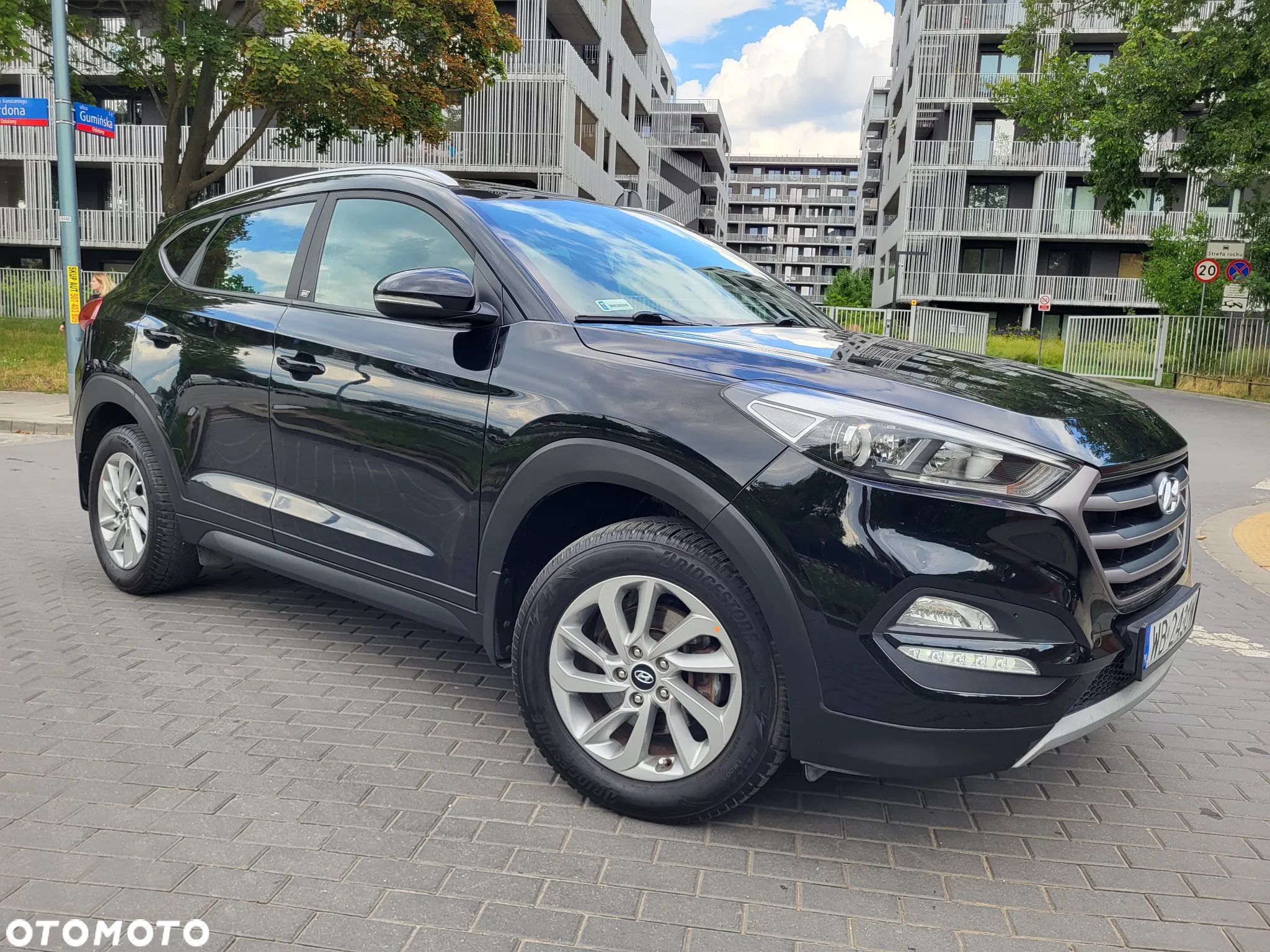 Hyundai Tucson 1.6 GDI BlueDrive GO 2WD - 1