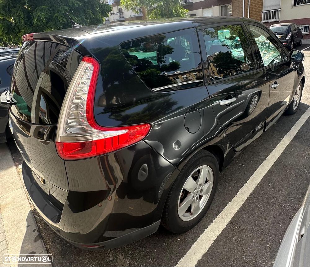 Renault Grand Scénic 1.5 dCi Dynamique S 7L - 13
