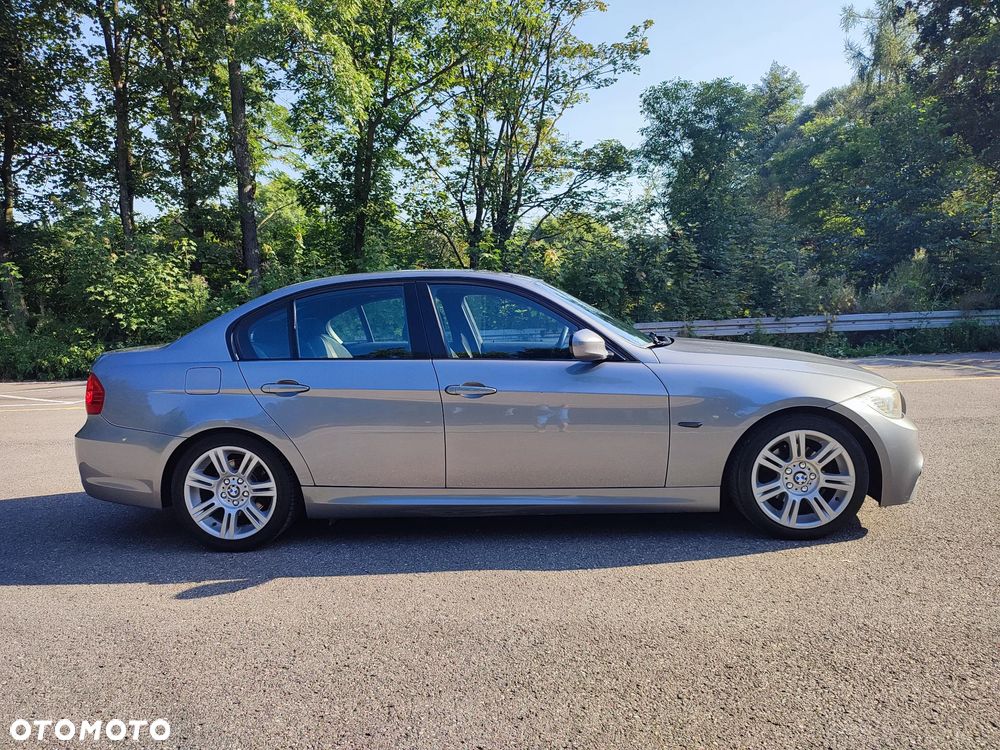 BMW Seria 3 320i Edition Sport - 14