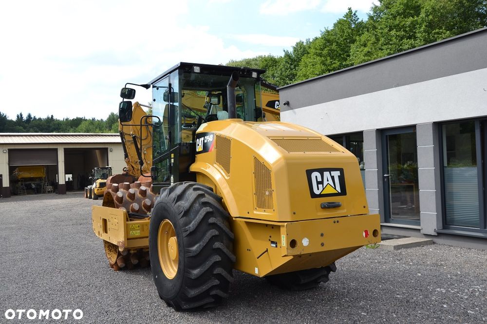 Caterpillar CP 54B - 7