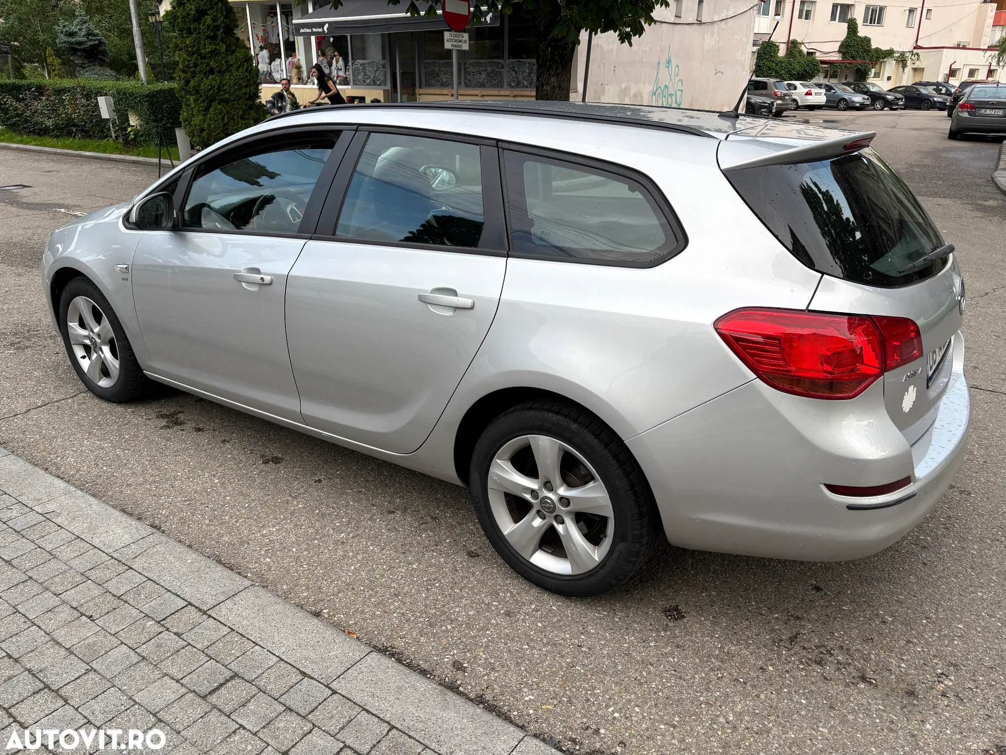 Opel Astra Sports Tourer 1.7 CDTI Cosmo - 4